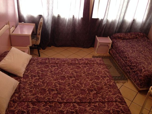 Imagen de los exteriores del Hotel Boustane. Foto 8