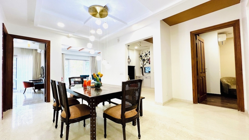 Imagen del bar/restaurante del Hotel Bout and Banquet Hall Gurgaon. Foto 1