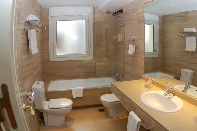 Imagen de la habitación del Hotel Boutike Cibeles. Foto 7