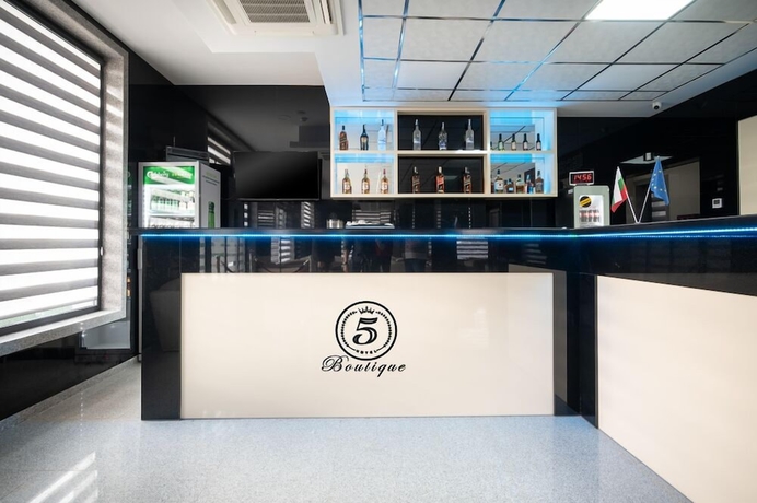 Imagen de los interiores del Hotel Boutique 5. Foto 12