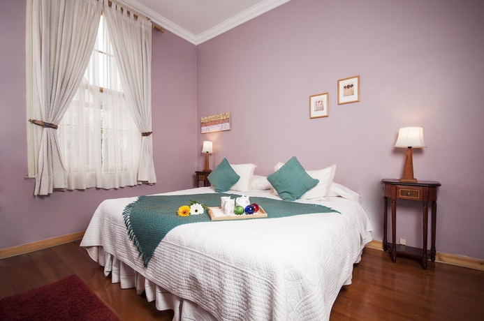 Imagen de la habitación del Hotel Boutique Acontraluz. Foto 6