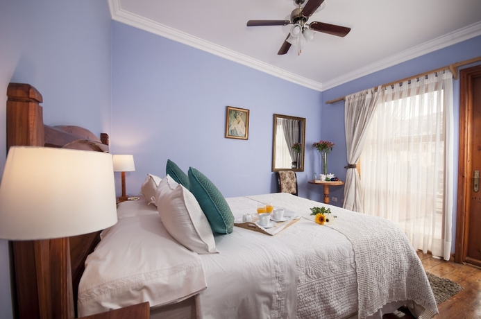 Imagen de la habitación del Hotel Boutique Acontraluz. Foto 13