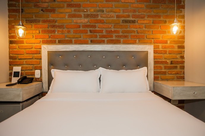Imagen de la habitación del Hotel Boutique Adaz. Foto 12