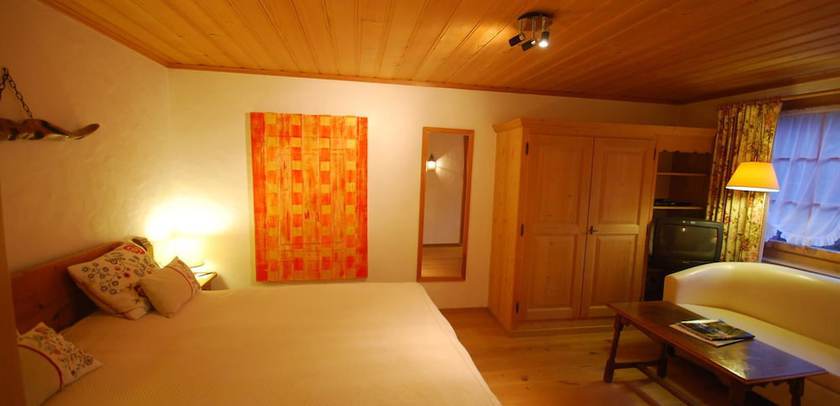 Imagen de la habitación del Hotel Boutique Alpenrose. Foto 17