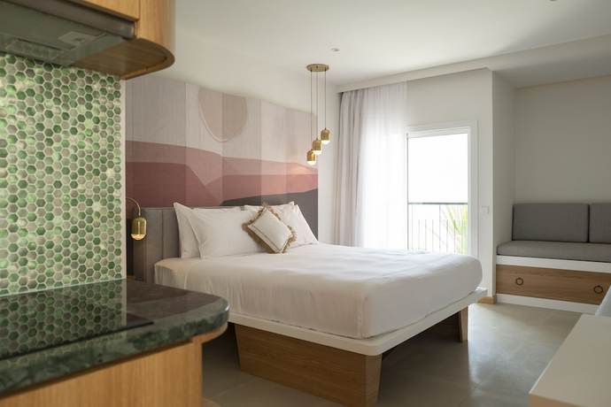 Imagen de la habitación del Hotel Boutique Apartments Marsol Ibiza. Foto 10