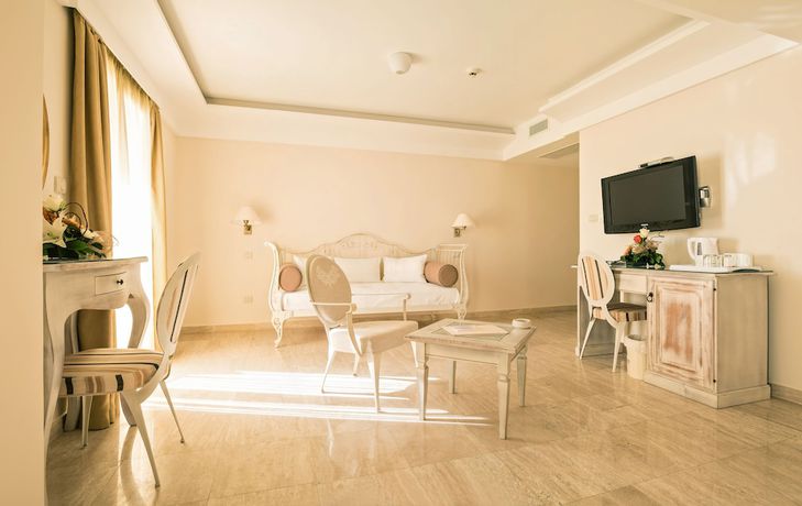 Imagen de la habitación del Hotel Boutique Azimut. Foto 9