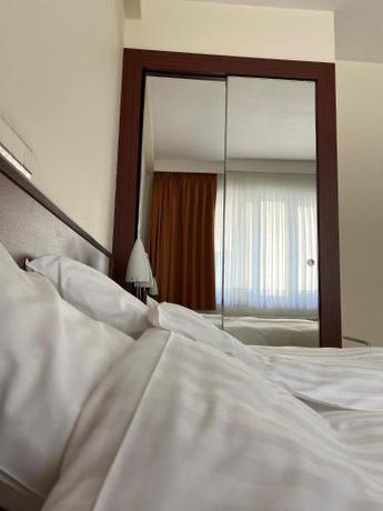 Imagen de la habitación del Hotel Boutique Azur. Foto 18
