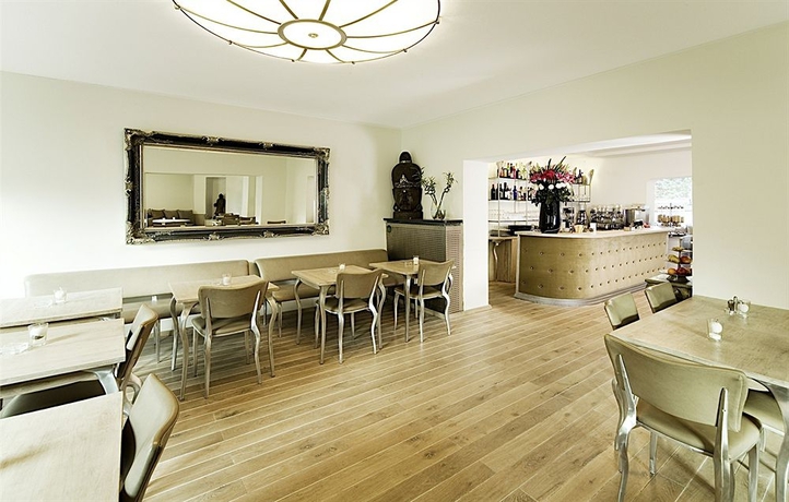 Imagen del bar/restaurante del Hotel Boutique Berial D&uuml;sseldorf. Foto 2