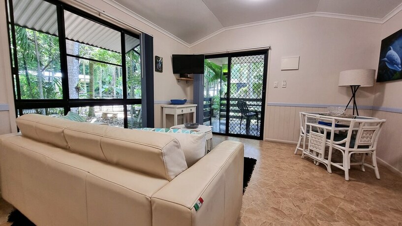 Imagen de la habitación del Hotel Boutique Bungalows. Foto 32