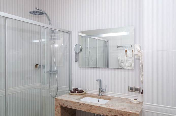 Imagen de la habitación del Hotel Boutique Buta. Foto 10