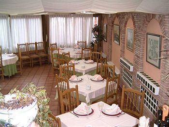 Imagen del bar/restaurante del Hotel Boutique Calas De Alicante. Foto 3