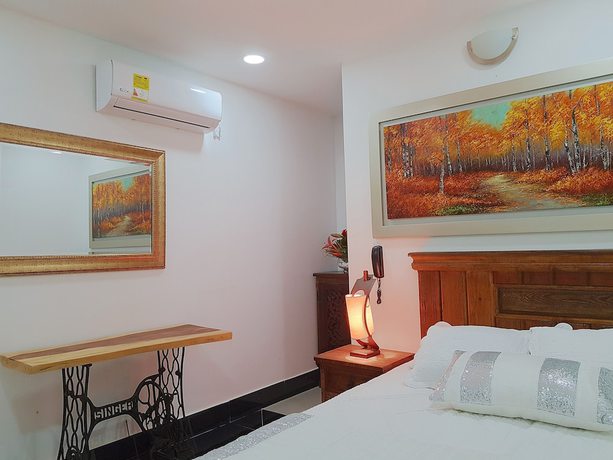 Imagen de la habitación del Hotel Boutique Campanario del R&iacute;o. Foto 15