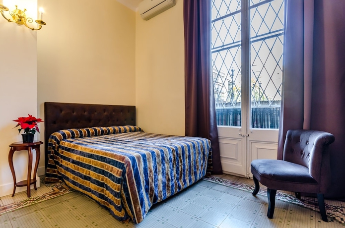 Imagen de la habitación del Hotel Boutique Casa Llimona. Foto 5