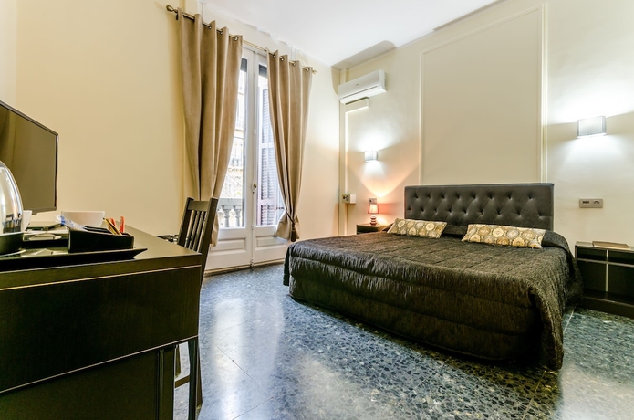 Imagen de la habitación del Hotel Boutique Casa Llimona. Foto 11