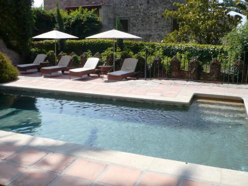 Imagen de la piscina del Hotel Boutique Casa de Orellana. Foto 15