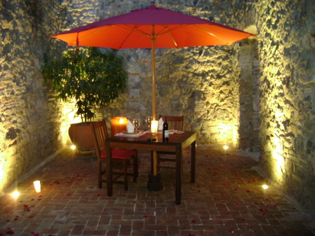 Imagen del bar/restaurante del Hotel Boutique Casareyna. Foto 2