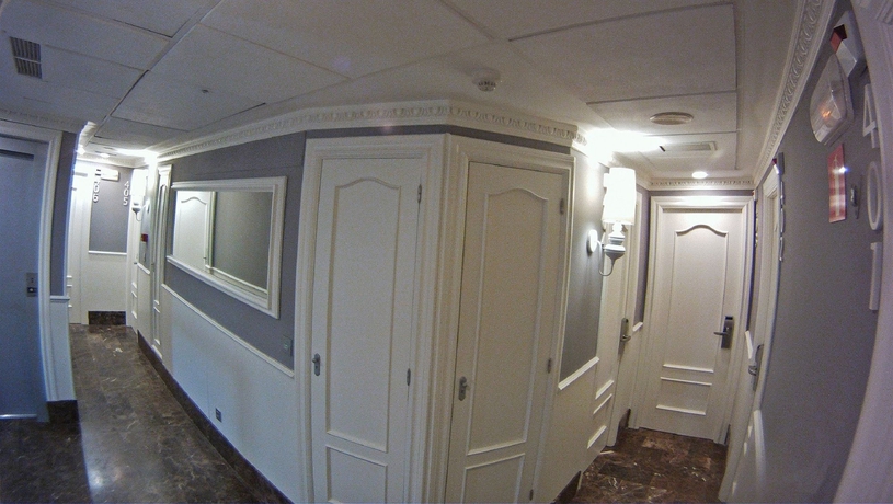 Imagen de los interiores del Hotel Boutique Catedral, Valladolid. Foto 16