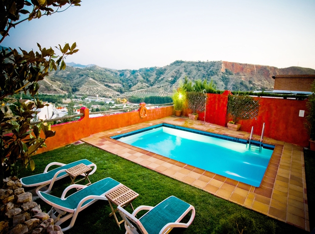 Imagen de la piscina del Hotel Boutique Cerro Del Sol. Foto 16