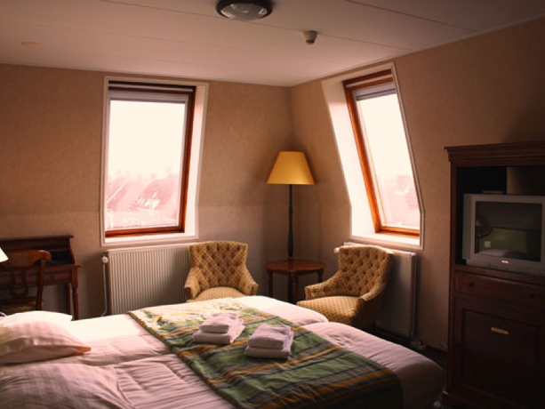 Imagen de la habitación del Hotel Boutique Charley's. Foto 2