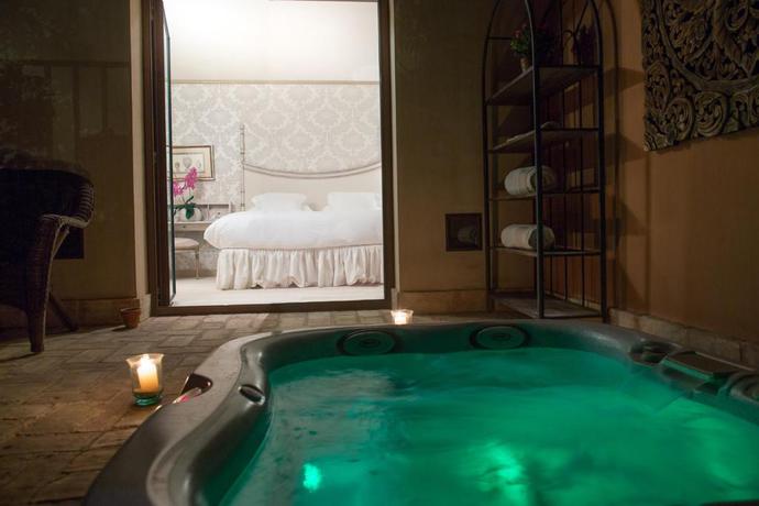 Imagen de la habitación del Hotel Boutique Cigarral de las Mercedes. Foto 6