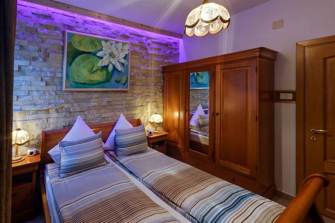 Imagen de la habitación del Hotel Boutique Club Austria. Foto 8