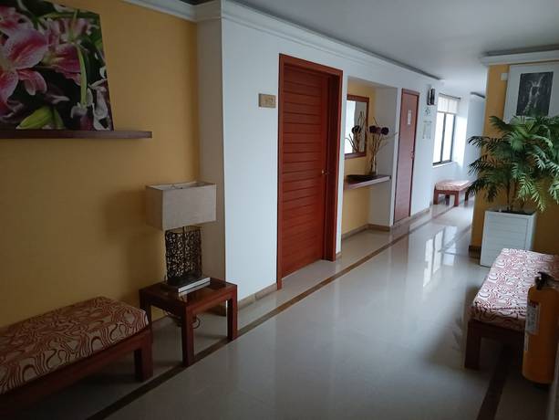 Imagen de la habitación del Hotel Boutique Confort Suites. Foto 18