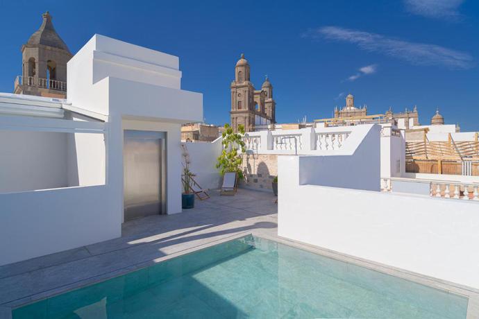 Imagen de la piscina del Hotel Boutique Cordial La Niña de Vegueta. Foto 8