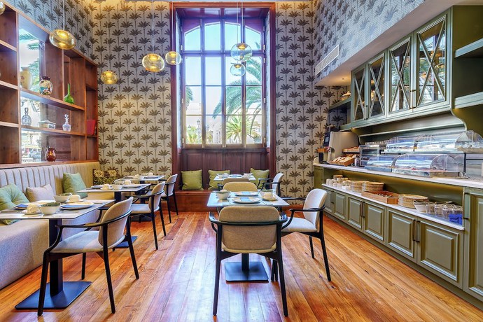 Imagen del bar/restaurante del Hotel Boutique Cordial Plaza Mayor de Santa Ana. Foto 3