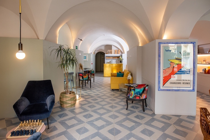 Imagen de los interiores del Hotel Boutique De La Ville Laigueglia. Foto 15