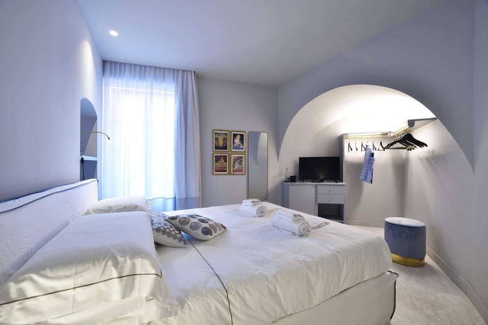 Imagen de la habitación del Hotel Boutique De La Ville Laigueglia. Foto 12