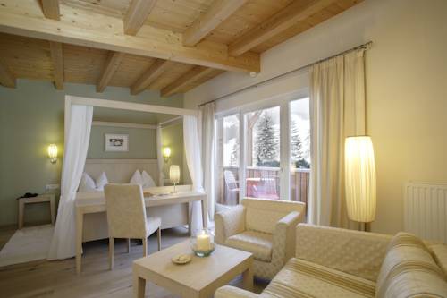 Imagen de la habitación del Hotel Boutique Dolomit. Foto 12