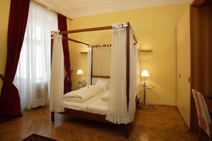 Imagen de la habitación del Hotel Boutique Dom - Rooms and Suites. Foto 5