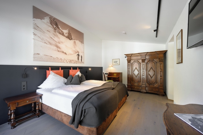 Imagen de la habitación del Hotel Boutique Edelweiss. Foto 2