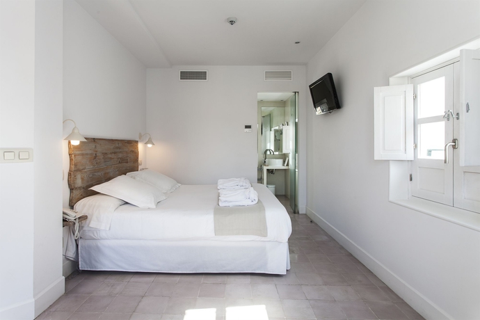 Imagen de la habitación del Hotel Boutique Elvira Plaza. Foto 3
