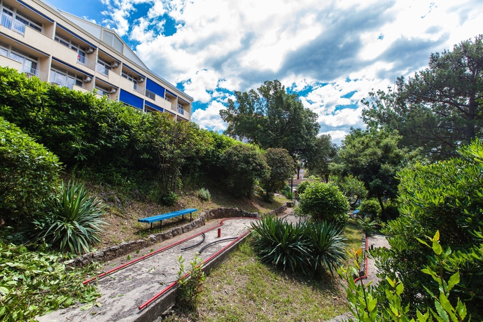 Imagen de los exteriores del Hotel Boutique Esplanade. Foto 6