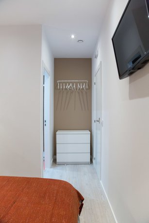 Imagen de la habitación del Hotel Boutique Fira Barcelona. Foto 16