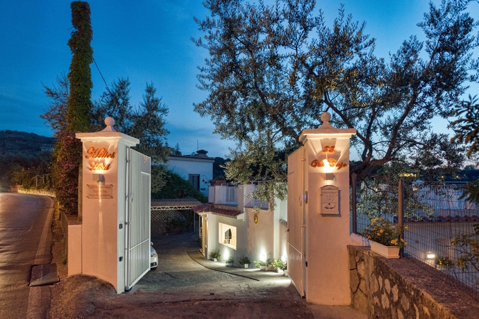 Imagen de los exteriores del Hotel Boutique Helios. Foto 12