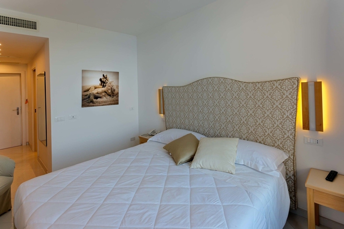 Imagen de la habitación del Hotel Boutique Helios. Foto 9