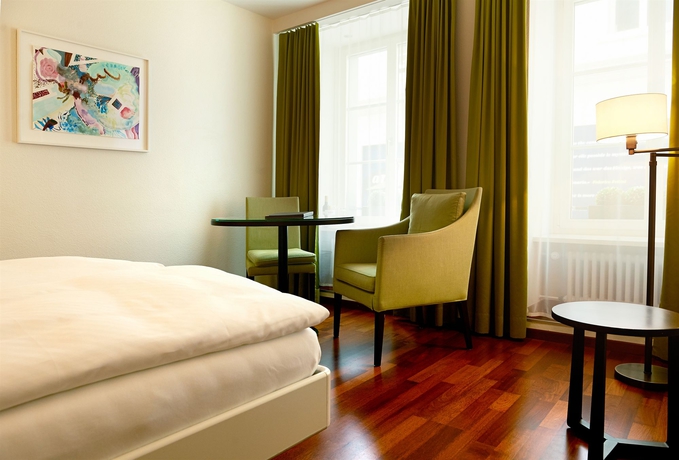 Imagen de la habitación del Hotel Boutique Helmhaus Zurich. Foto 8