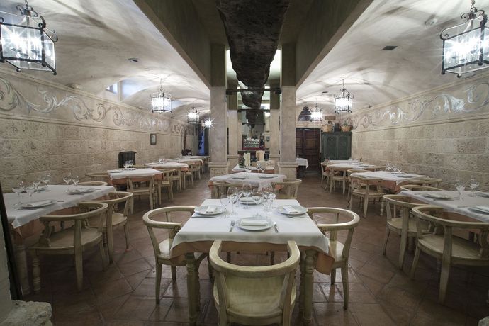 Imagen del bar/restaurante del Hotel Boutique Hoces Del Duratón. Foto 2