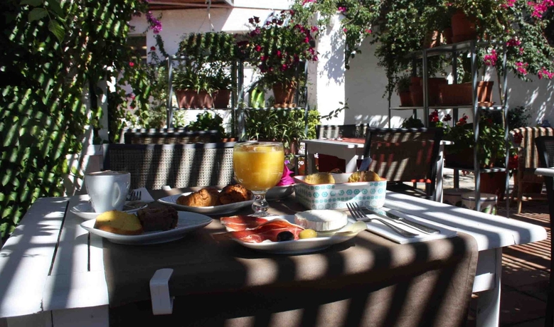 Imagen del bar/restaurante del Hotel Boutique Horta D'en Rahola. Foto 4