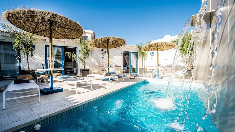 Imagen general del Hotel Boutique Hotel Capo Blu. Foto 1