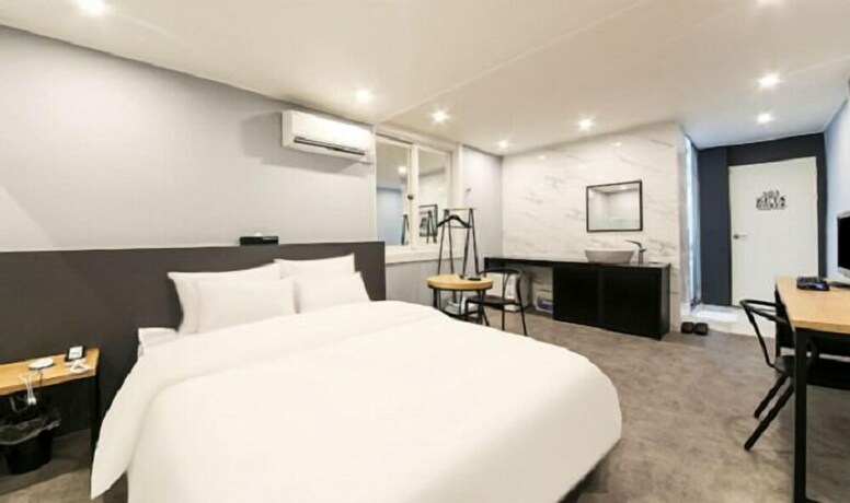 Imagen de la habitación del Hotel Boutique Hotel February Songjeong. Foto 27