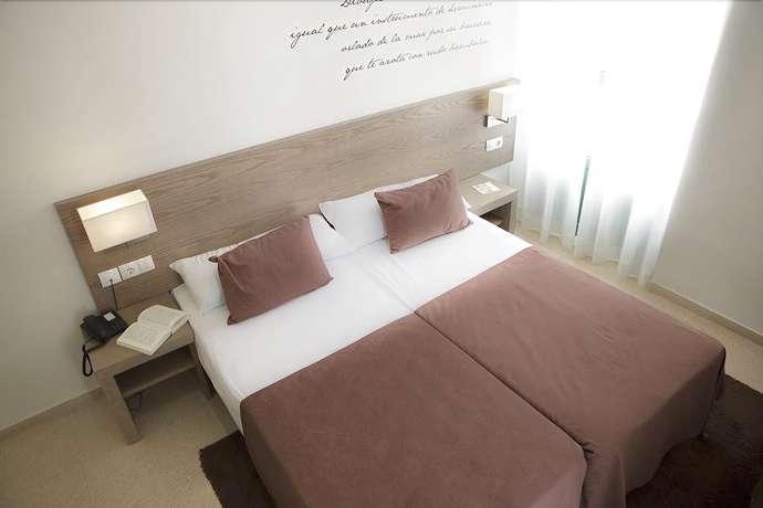 Imagen de la habitación del Hotel Boutique Isla De Tabarca. Foto 7