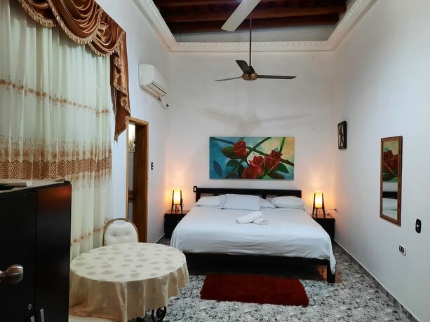 Imagen de la habitación del Hotel Boutique Jard&iacute;n Del Duque. Foto 16