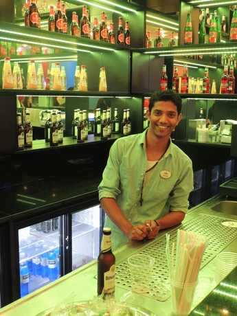 Imagen del bar/restaurante del Hotel Boutique Kaiser - & Apartments. Foto 4