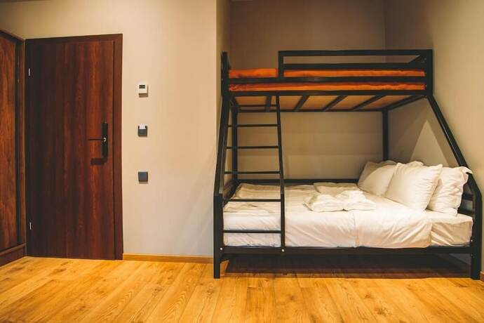 Imagen de la habitación del Hotel Boutique Kviria. Foto 18