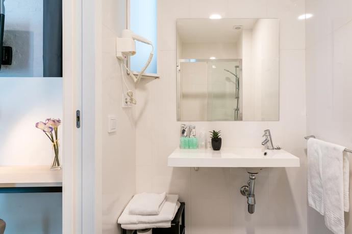 Imagen de la habitación del Hotel Boutique La Puerta De Palacio - Only Adults. Foto 8