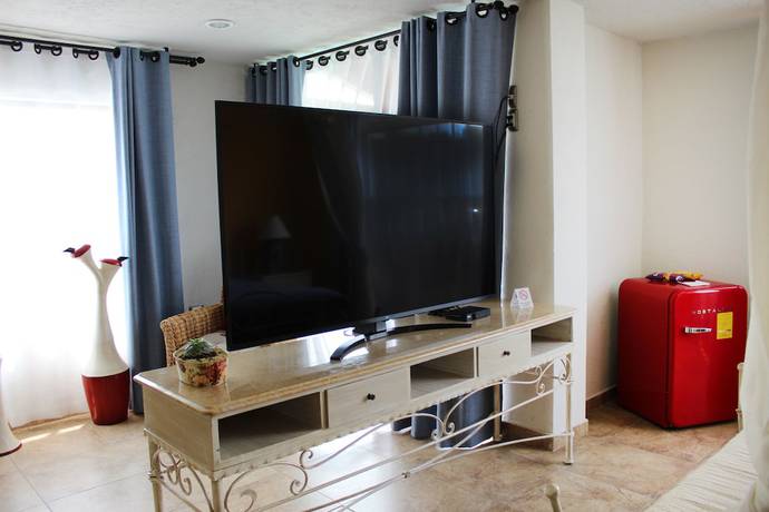 Imagen de la habitación del Hotel Boutique La Rioja. Foto 2