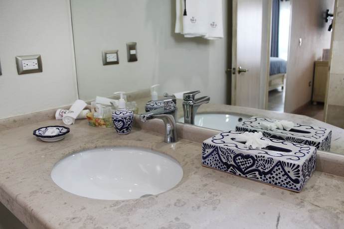 Imagen de la habitación del Hotel Boutique La Rioja. Foto 3